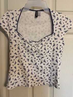 Divided White Ribbed Crop Top with Navy Floral Trim
